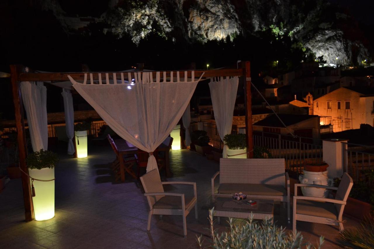 Scirocco Bed and Breakfast Cefalù Exteriör bild