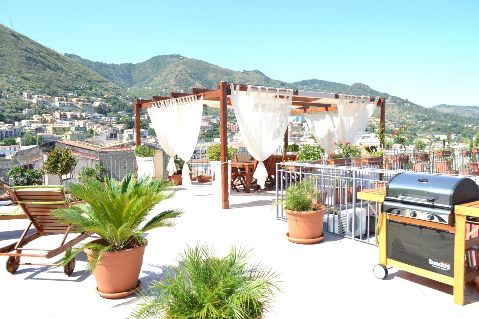 Scirocco Bed and Breakfast Cefalù Exteriör bild